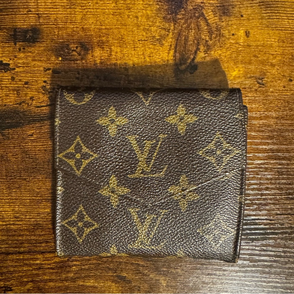 Authentic Vintage Louis Vuitton 1987 Elise Wallet